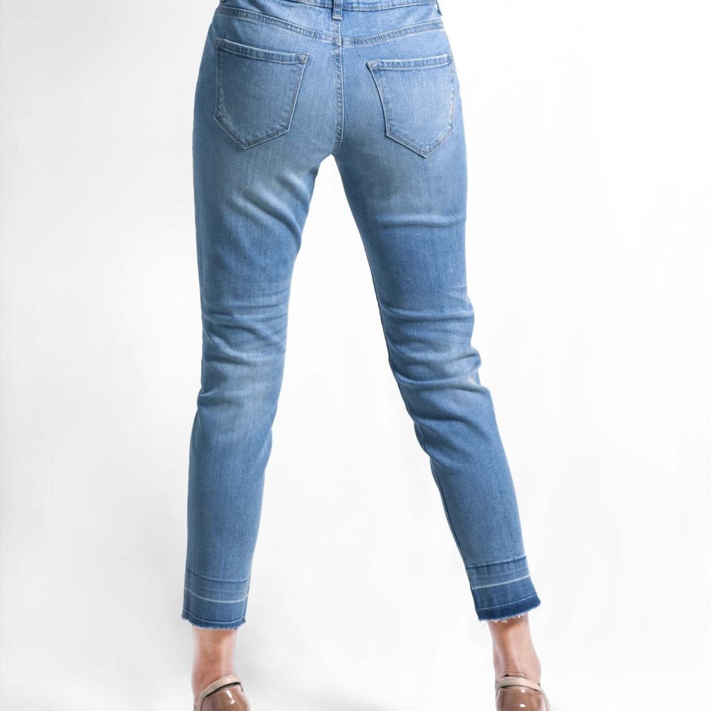 OLGYN Women’s Stretch Light Blue Denim Ankle Pant - Picture 2 of 5
